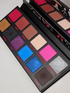 Trixie Cosmetics Team Katya Eyeshadow Palette